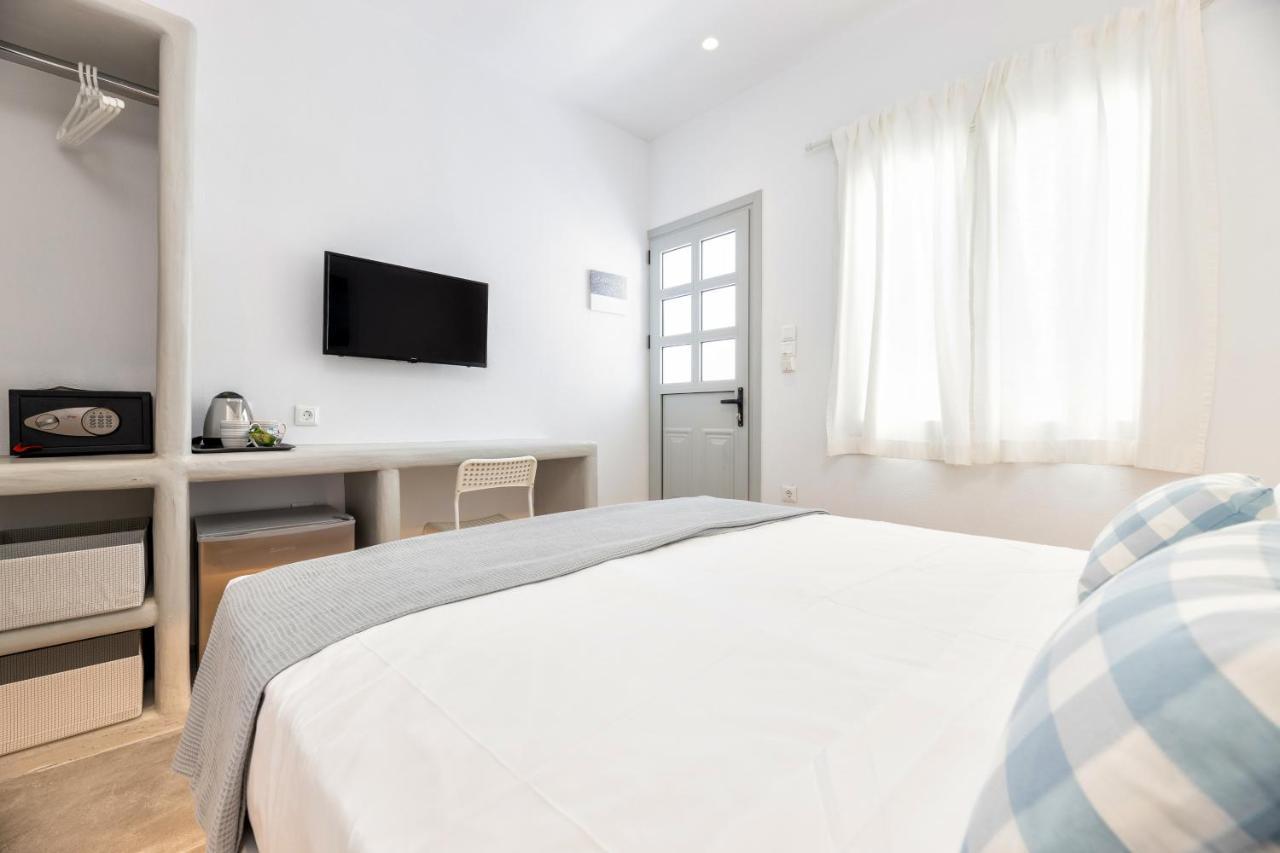 Pelican Paros Екстериор снимка
