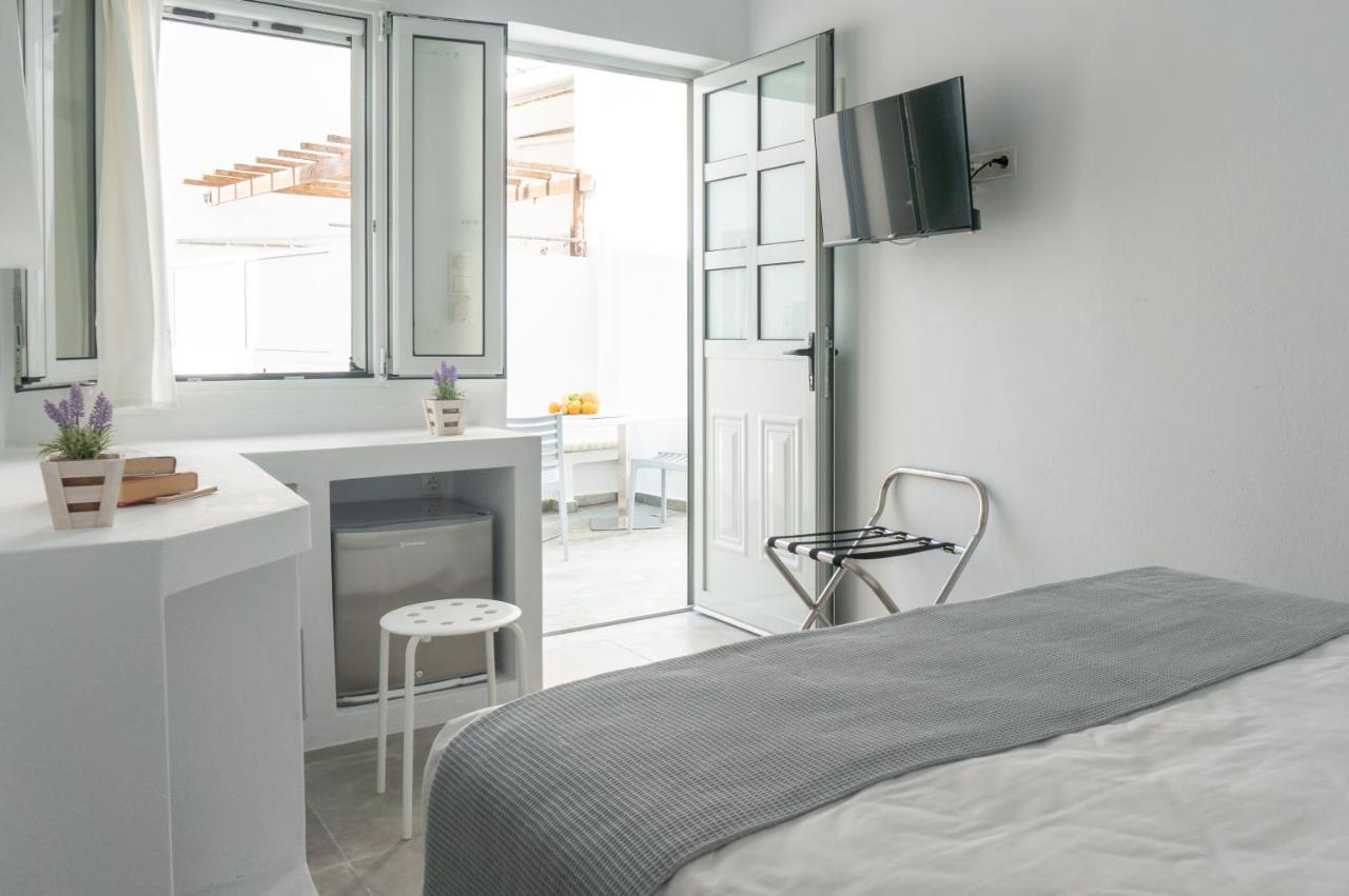 Pelican Paros Екстериор снимка