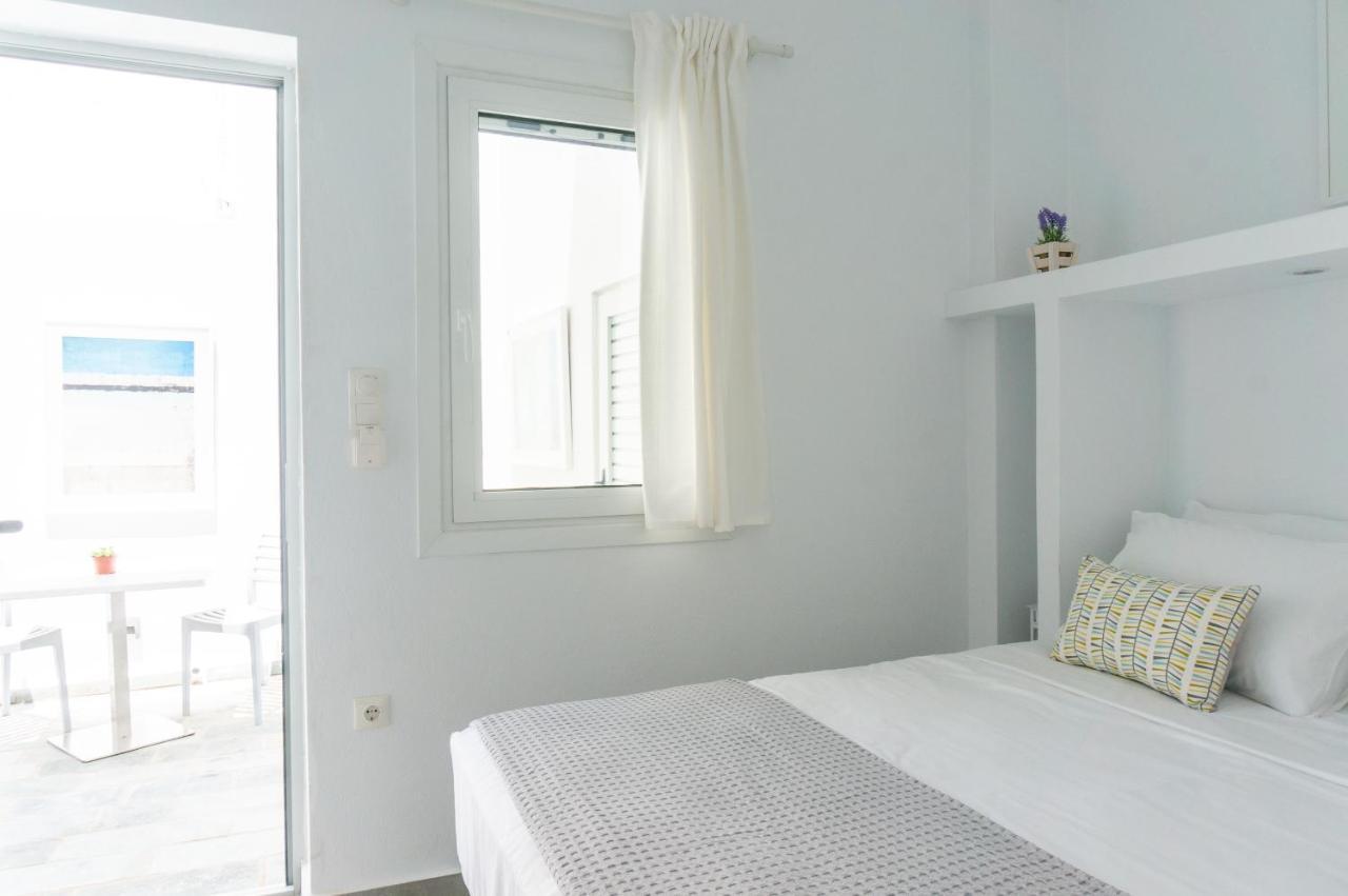 Pelican Paros Екстериор снимка