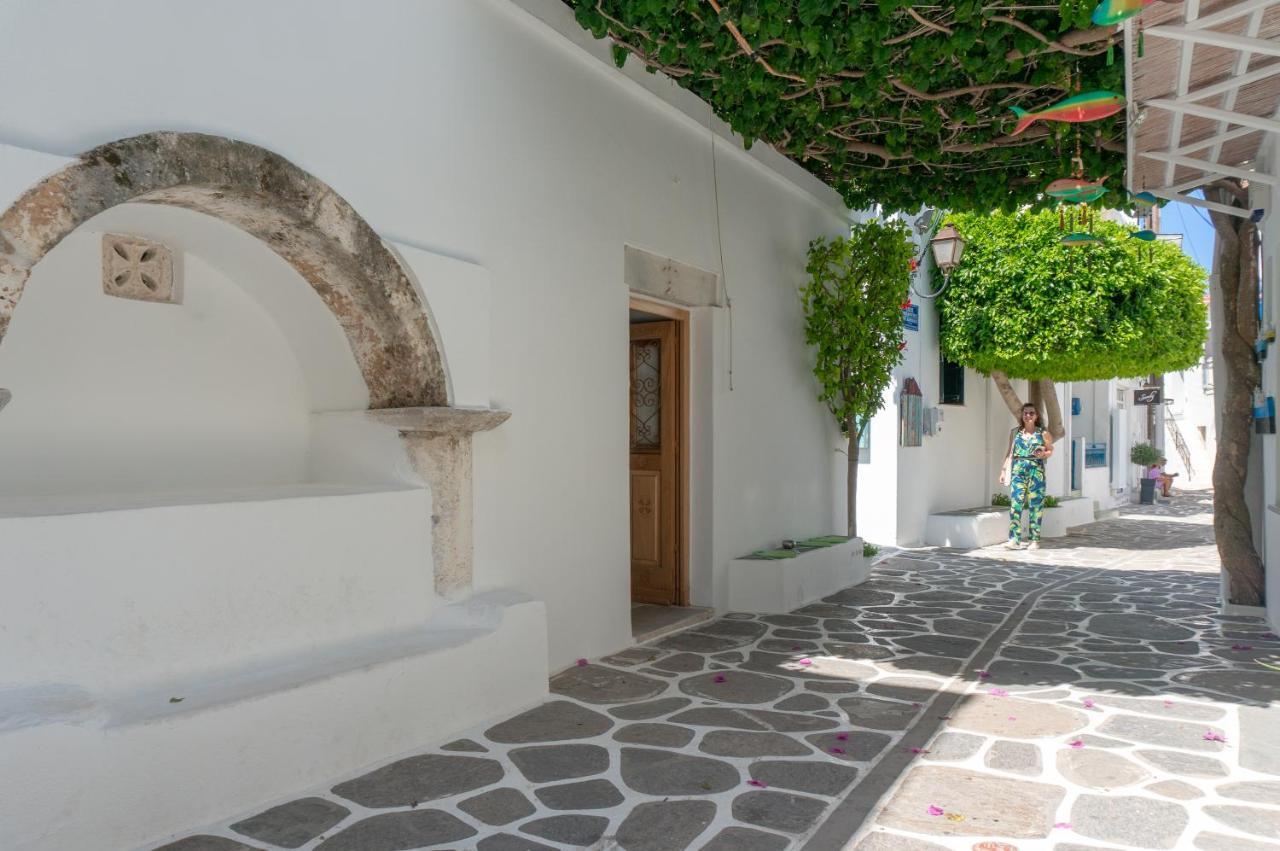 Pelican Paros Екстериор снимка
